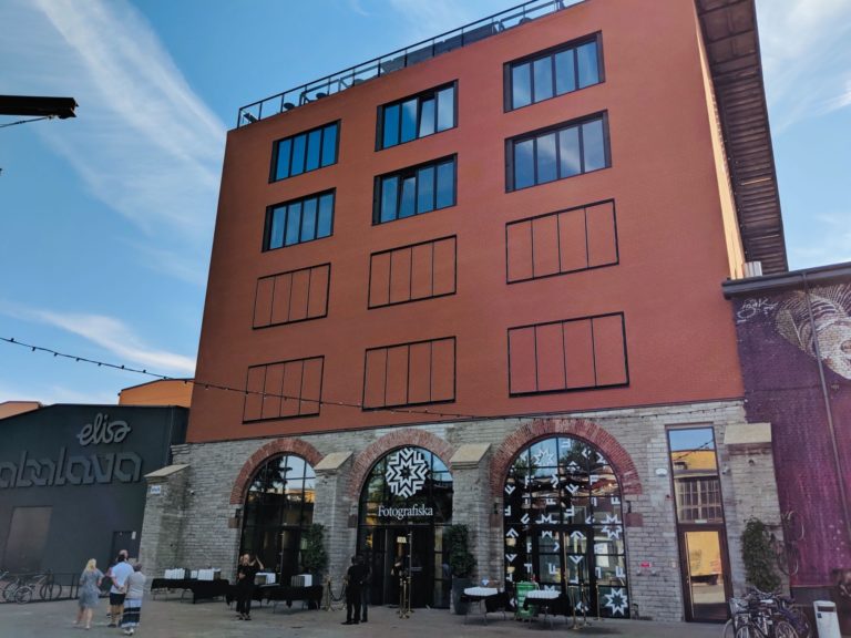 Eile avati Tallinnas tipptasemel fotokunstikeskus Eile avati Tallinnas tipptasemel fotokunstikeskus