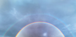 Jaak Nilson püüdis telefoniga kaadrisse 2 vikerkaart