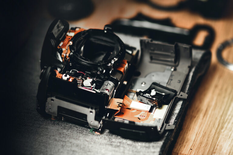 Fototehnika läks katki. Kes selle nüüd uuesti terveks teeb?