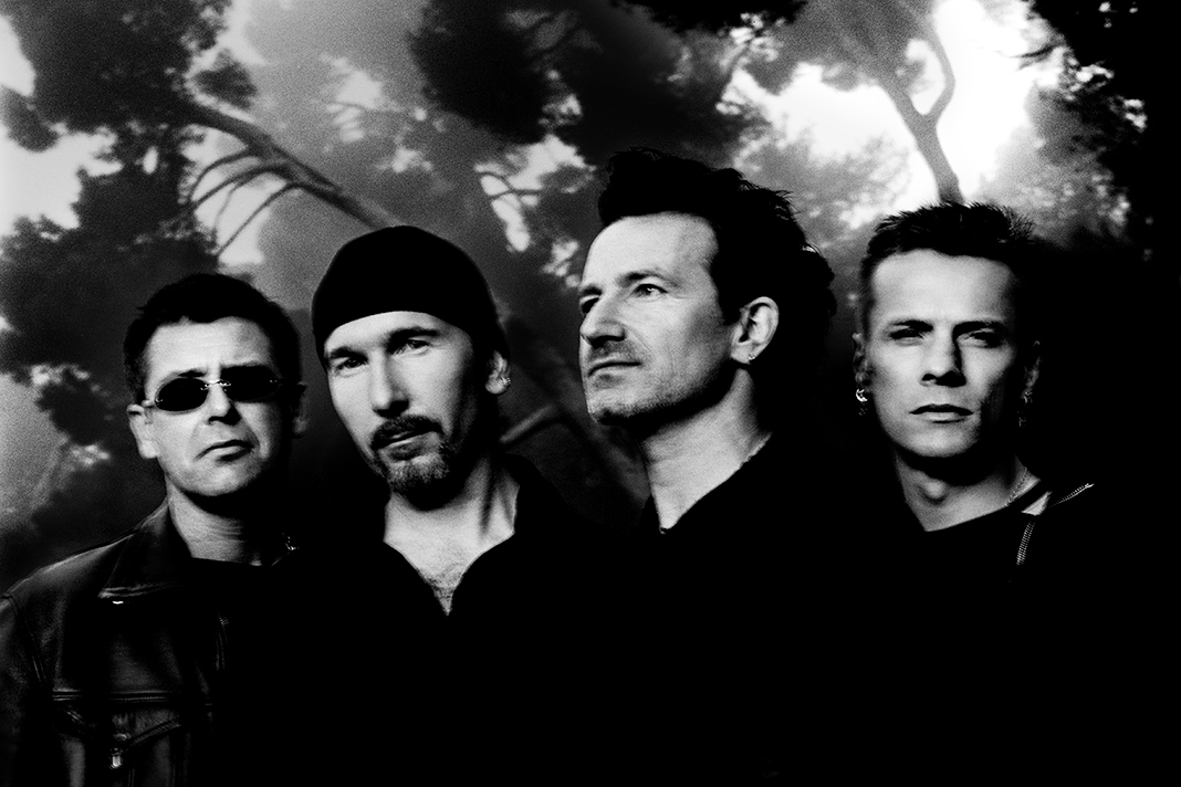U2, Eze 2000 © Anton Corbijn