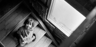 Vaiksete lugude talletaja: Fotografiskas avaneb tunnustatud Läti fotograafi Inta Ruka näitus